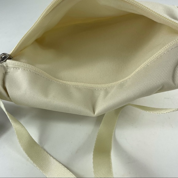 Nike Sportswear Futura Revel 365 Crossbody Bag - Picture 11 of 14